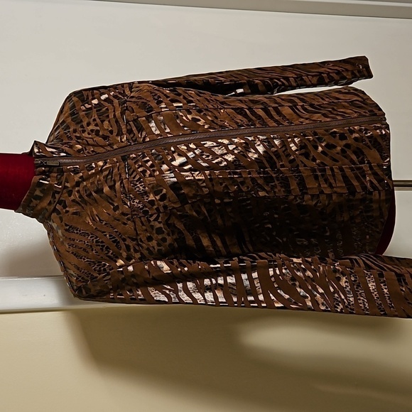 Birch Hill Faux Leather Animal Print Jacket Size: Medium NWT - Picture 3 of 14